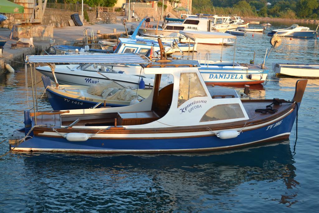 Suntime Villa 7 Tivat Exterior photo