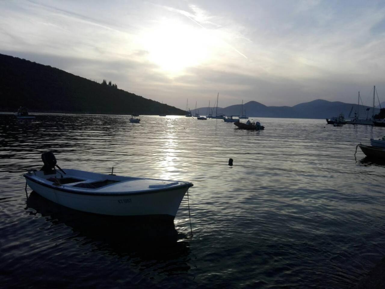 Suntime Villa 7 Tivat Exterior photo